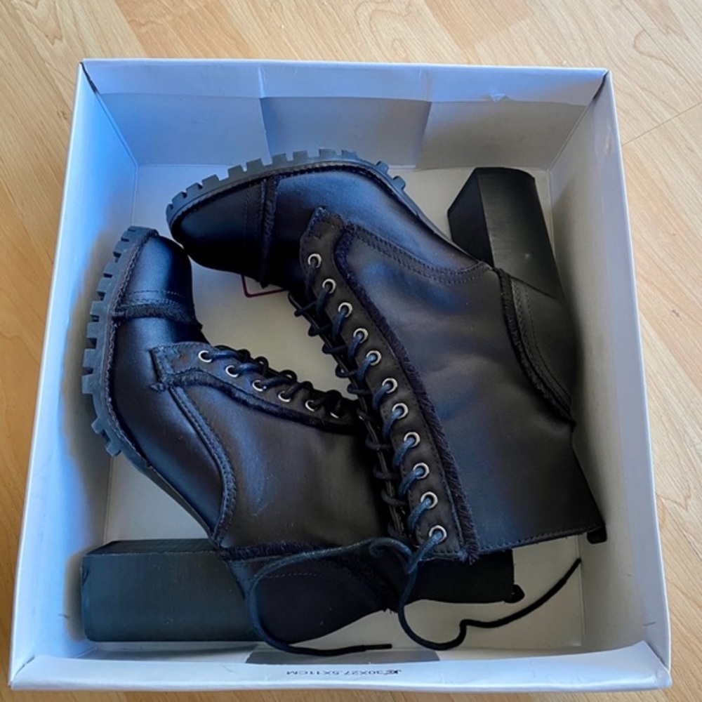 Report Women's Aileen black Ankle Boots size 6.5 - Picture 6 of 7